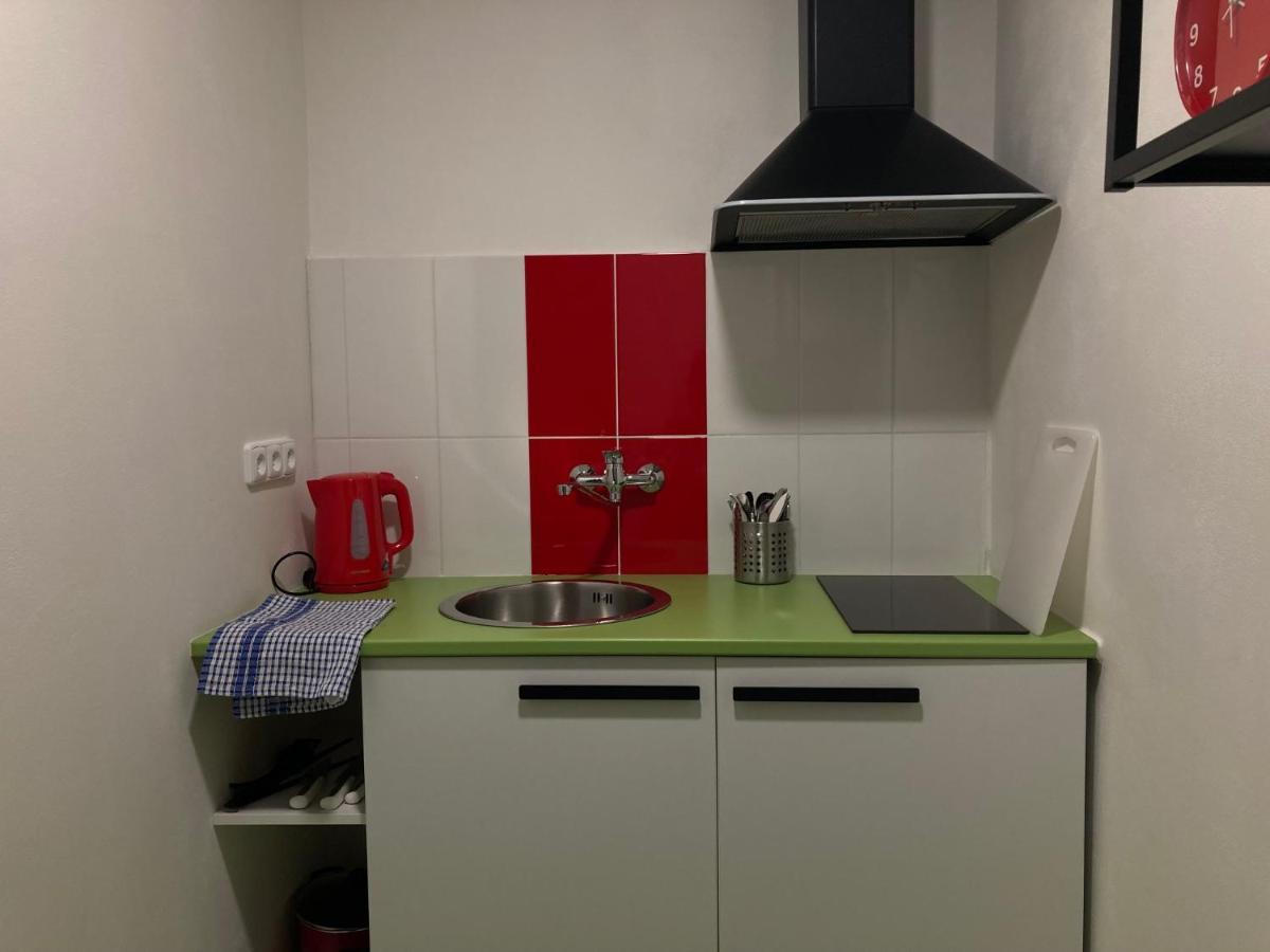 Capsule Hostel Zizkov Tower Prag Eksteriør billede